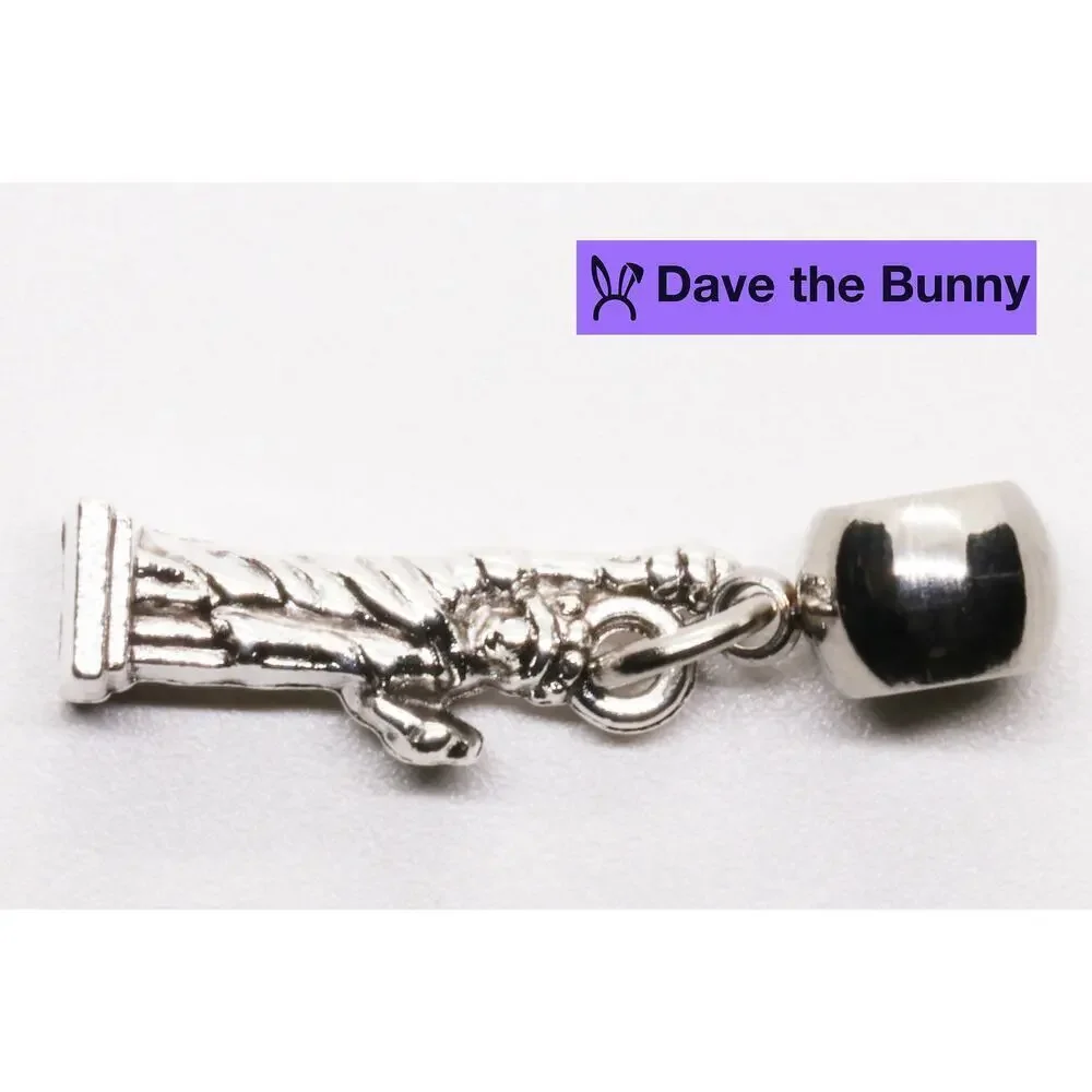 Silver Statue Charm Bead for USA Travel Memories, Detailed New York Icon Pendant